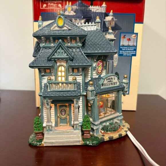 LEMAX Norma's Millinery Rare Caddington Christmas Village Collection #45049 Dept - Picture 14 of 16